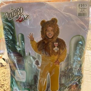 Cowardly lion Halloween costume